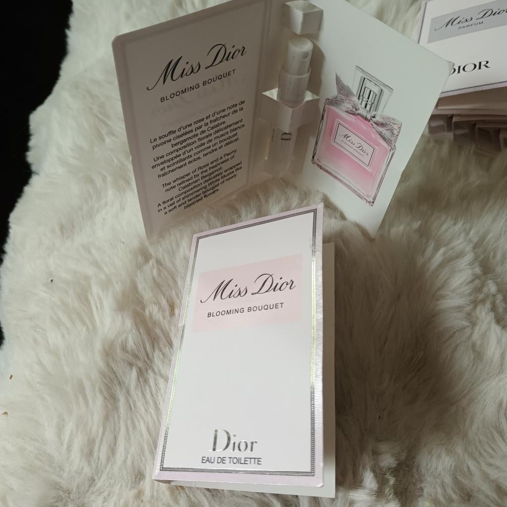 MISS DIOR blooming bouquet proefjes..2 stuks..nieuw, Sieraden, Tassen en Uiterlijk, Uiterlijk | Parfum, Ophalen of Verzenden, Nieuw