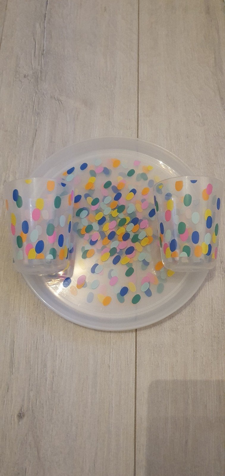 Vrolijke confetti bordjes en bekers set, Huis en Inrichting, Keuken | Keukenbenodigdheden, Overige typen, Kunststof, Ophalen of Verzenden
