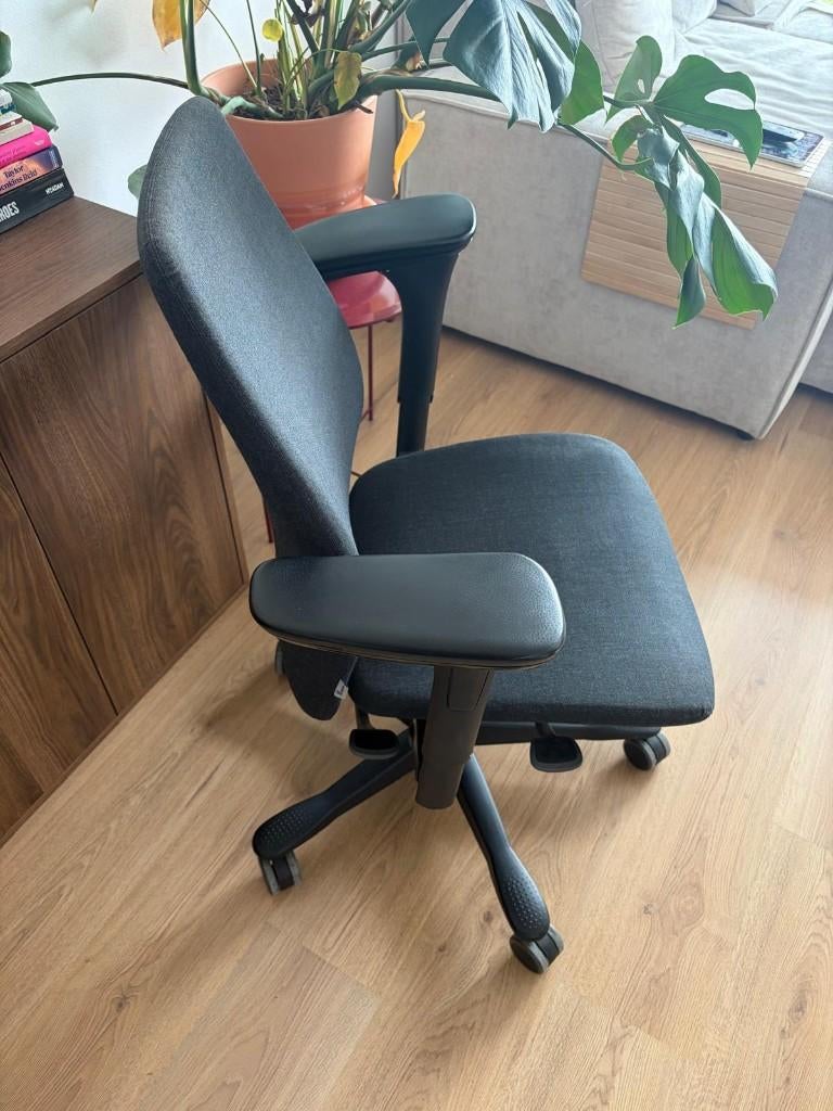Ergonomische Kinnarps Bureaustoel, Ophalen, Zo goed als nieuw, Grijs, Bureaustoel