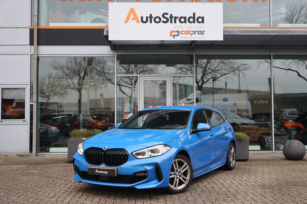 BMW 1-Serie (f40) 118i M-Sport 136pk Aut | Carplay | LED | S, 136 pk, Gebruikt, Met garantie (alle), Blauw
