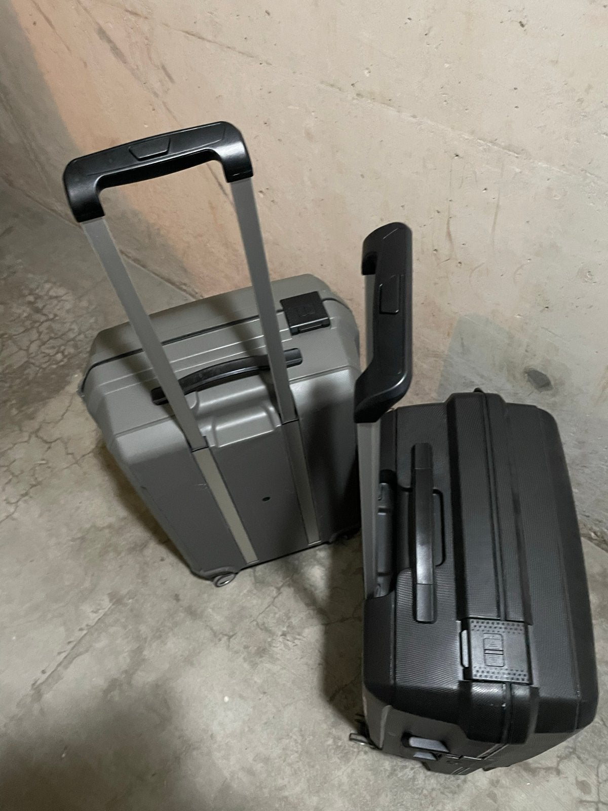 Set van 2 Human Nature harde reiskoffers (zwart & kaki), Hard kunststof, Zo goed als nieuw, Slot, 35 tot 45 cm