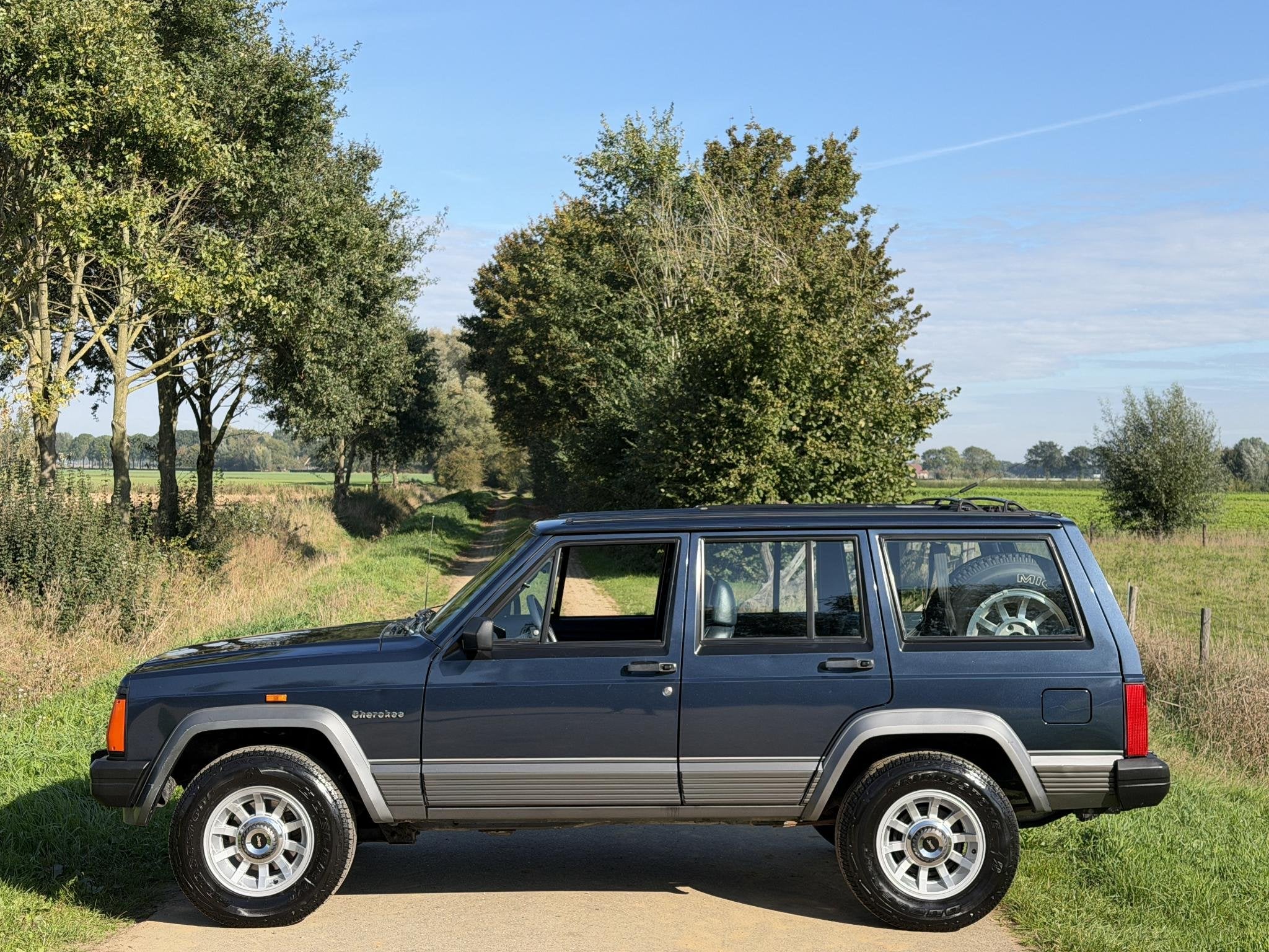 Jeep Cherokee XJ 2.1 TD 4X4, TREKHAAK NETTE STAAT!, foto 2