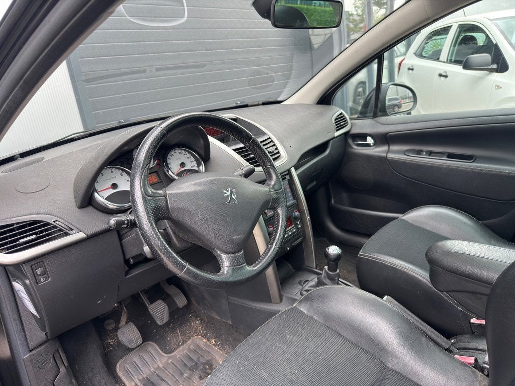 Peugeot 207 SW Outdoor 1.6 VTi Sublime / PANORAMADAK / APK, Auto's, Peugeot, Gebruikt, 4 cilinders, Origineel Nederlands, Handgeschakeld