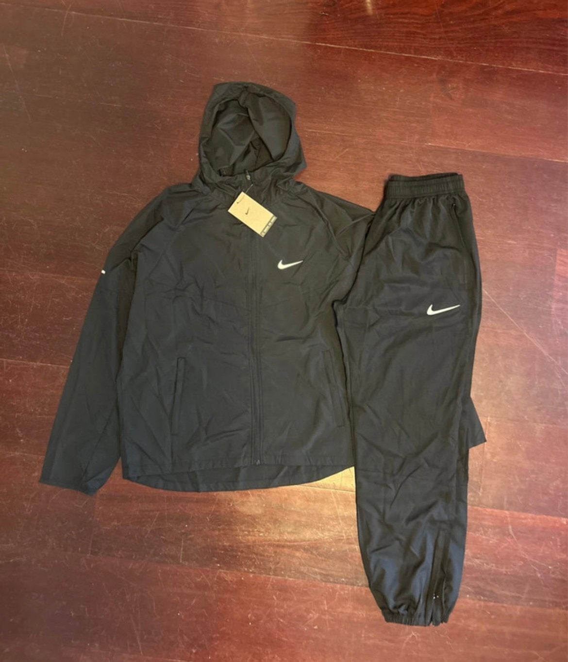 Nike miller trainingspak S, Zwart, Nieuw, Ophalen of Verzenden, Algemeen