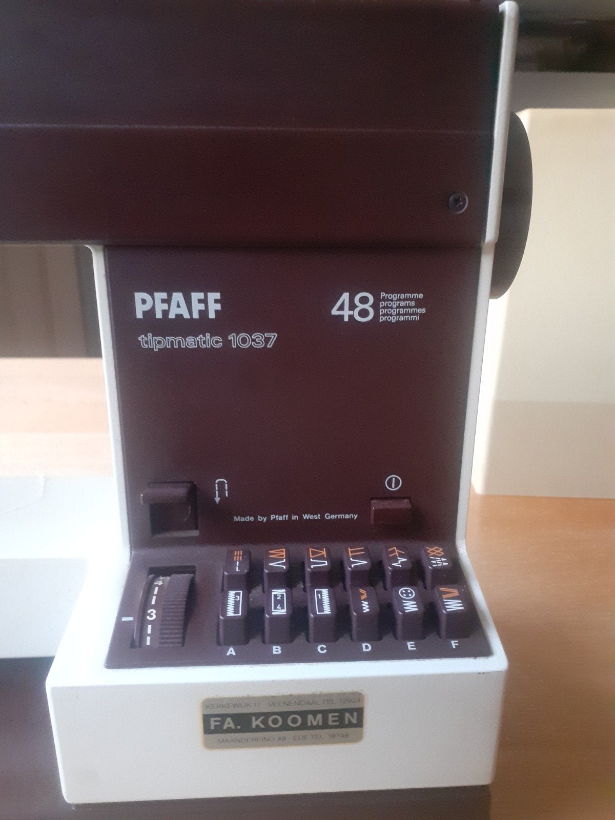 PFAFF NAAIMACHINE TIPMATIC, Hobby en Vrije tijd, Naaimachines en Toebehoren, Ophalen, Gebruikt, Naaimachine, Pfaff