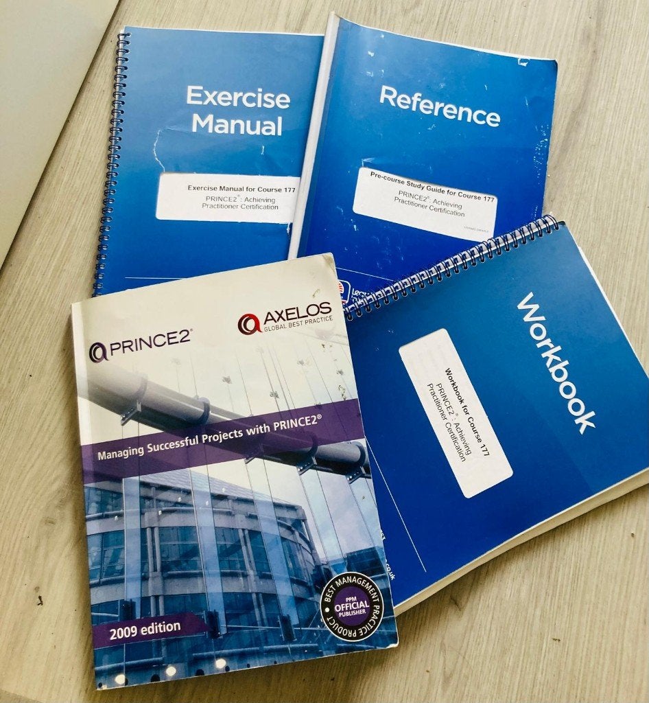 PRINCE2 boeken set 2009 manual workbook reference, Ophalen of Verzenden, Beta, Gelezen, Niet van toepassing