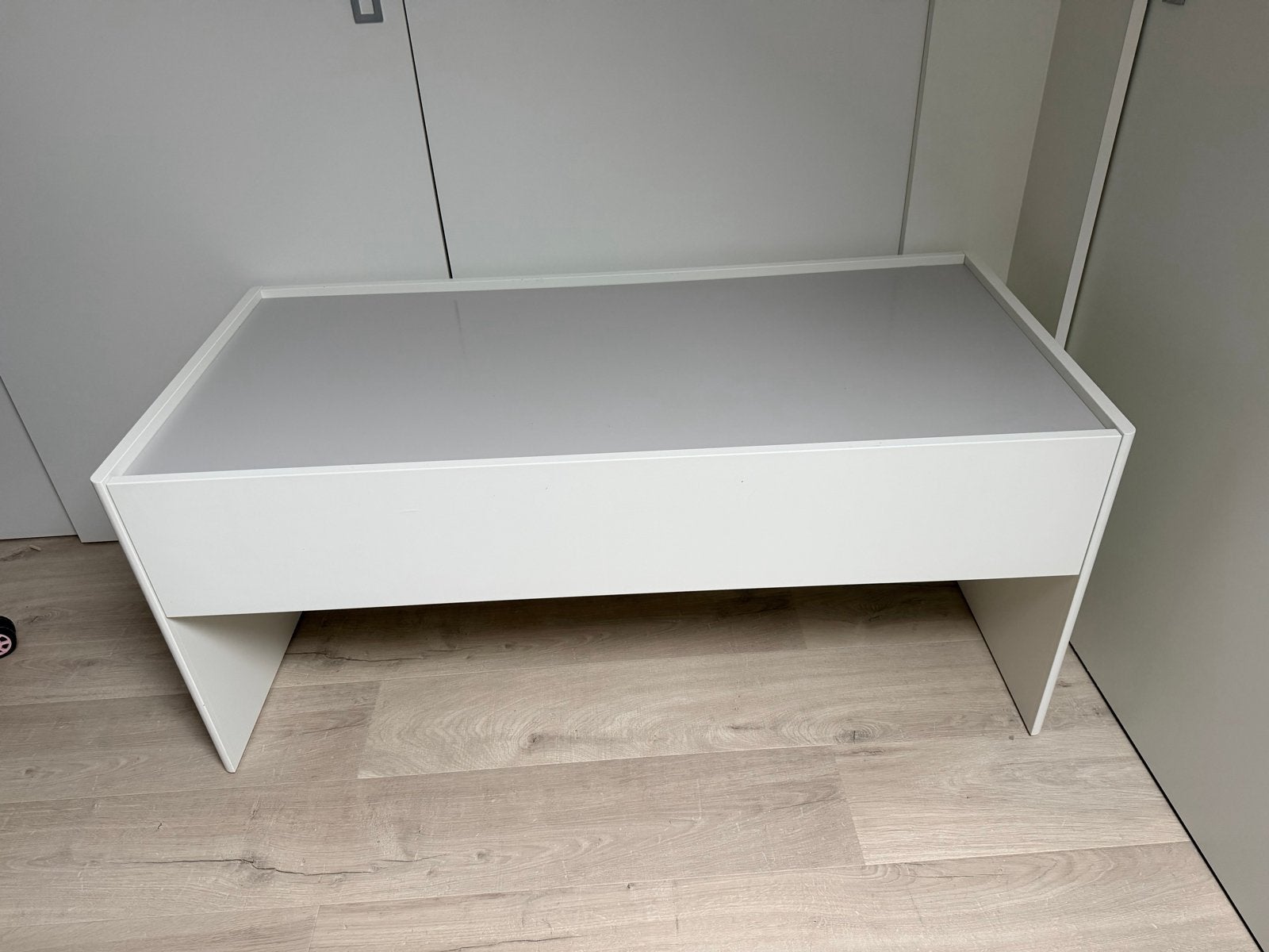 IKEA Speeltafel met opbergruimte, Ophalen, Gebruikt