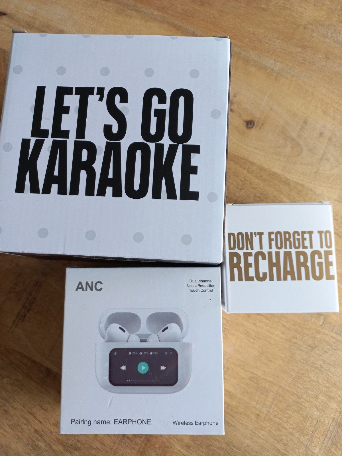 Karaoke Set met 2 Microfoons en Draadloze Oordopjes, Ophalen of Verzenden, Nieuw, Complete set