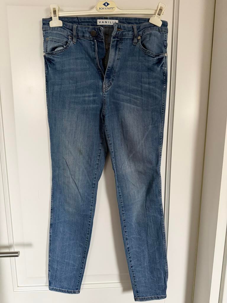 Vanilia spijkerbroek, Kleding | Dames, Spijkerbroeken en Jeans, Ophalen of Verzenden, Gedragen, Blauw, Overige jeansmaten