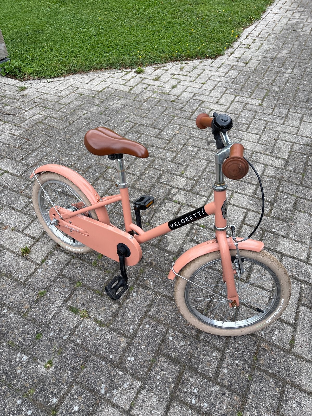 Veloretti Maxi Kinderfiets - 16 inch Zalmroze, Fietsen en Brommers, Fietsen | Kinderfietsjes, Ophalen, Gebruikt, Terugtraprem
