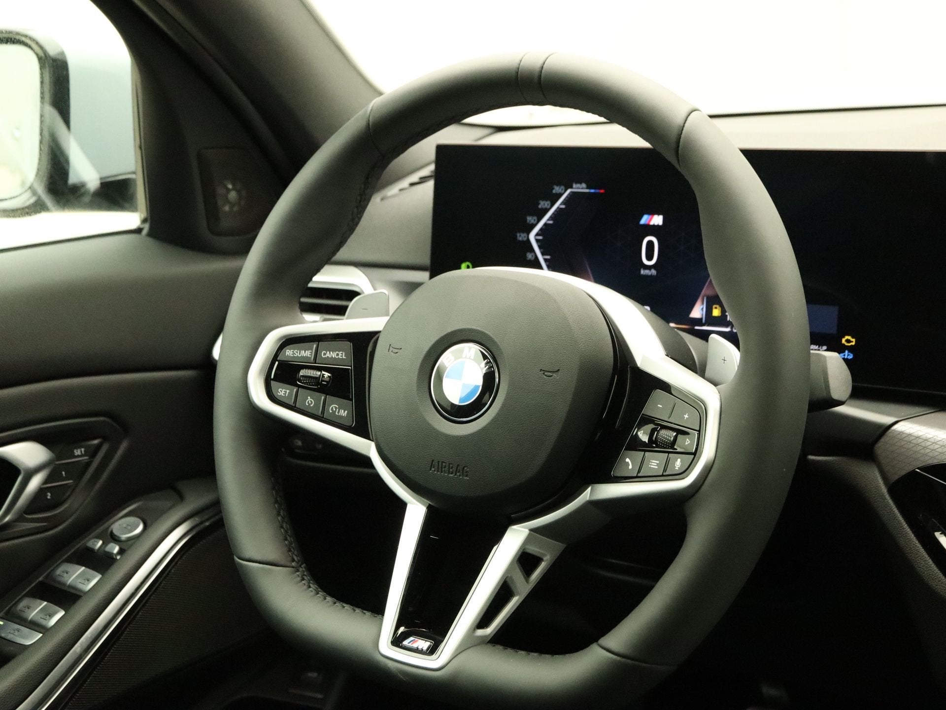 BMW 3 Serie 320i Sedan (bj 2026, automaat), Auto's, Automaat, 1998 cc, Parkeerassistent, Zwart