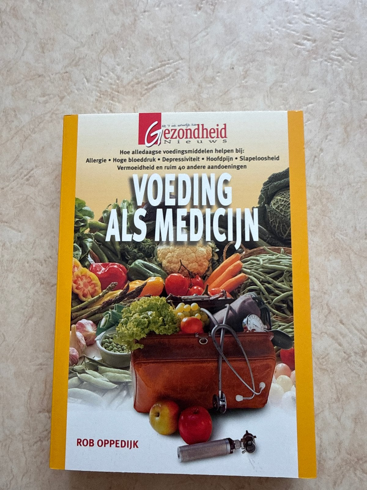 Voeding als Medicijn - Rob Oppedijk (Gezondheid Plus), Ophalen of Verzenden, Zo goed als nieuw, Dieet en Voeding