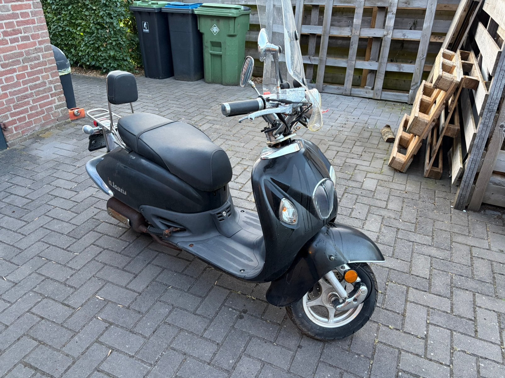 Scooter La Souris OPKNAPPER (rijdend weggezet), Fietsen en Brommers, Snorfietsen en Snorscooters, Gebruikt, Benzine, Ophalen, Overige merken