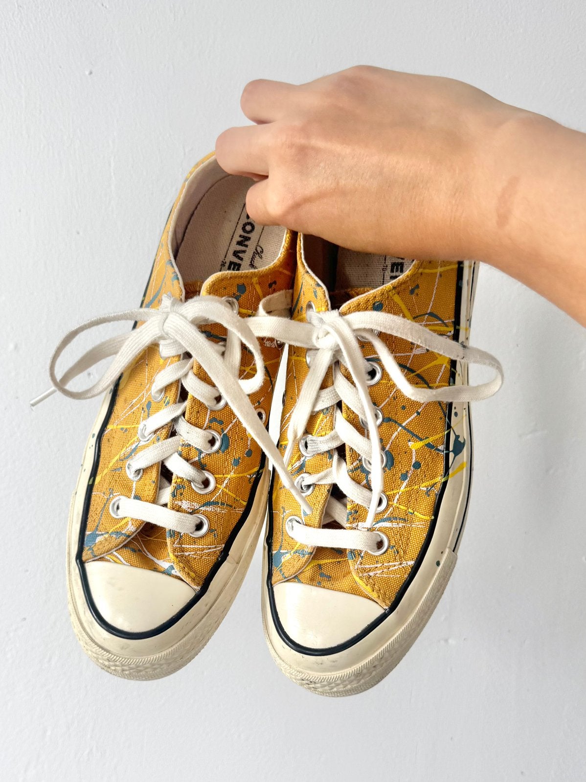 Converse Chuck 70 Archive met gele verfspatten, maat 38, Verzenden, Sportschoenen, Geel, Zo goed als nieuw