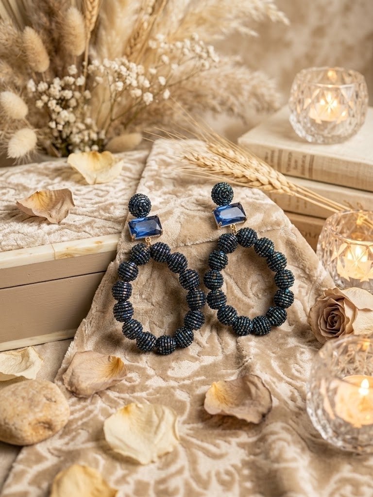 Blauwe kralen oorbellen met kristal, Met kristal, Overige materialen, Hangers, Nieuw