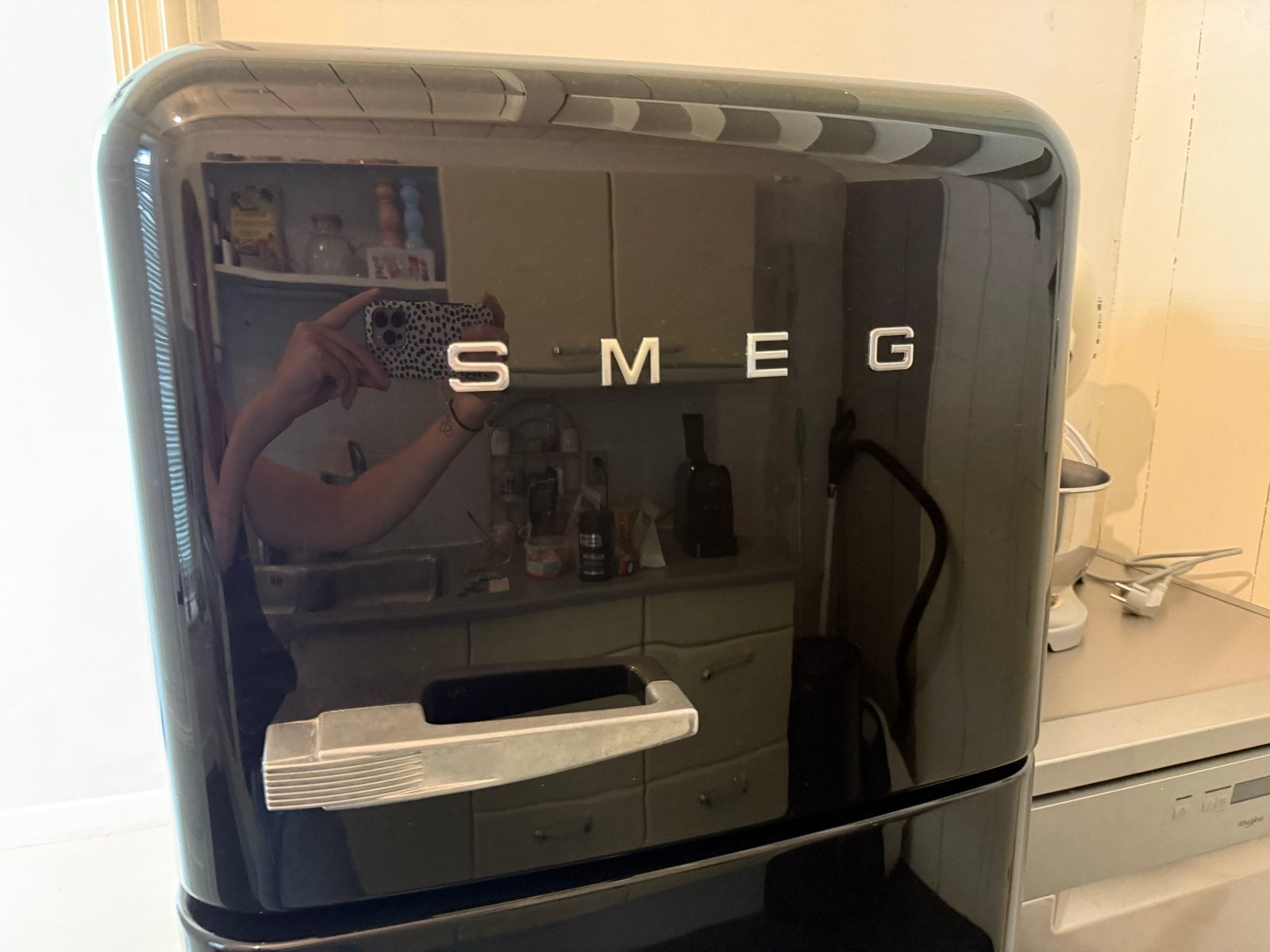 Smeg koelkast met vriesvak - Zwart, Ophalen, Gebruikt, 200 liter of meer, 60 cm of meer