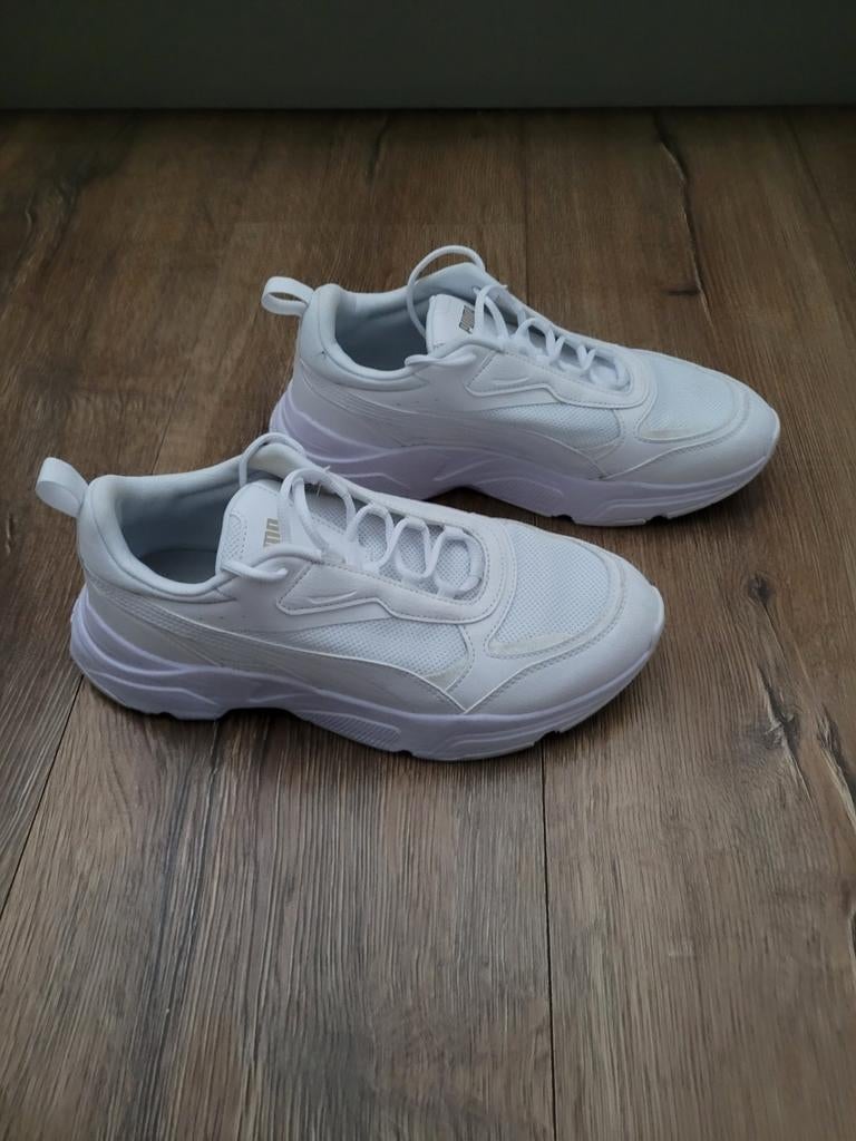 Puma sneakers soft foam wit mt 42, Puma, Wit, Ophalen of Verzenden, Sneakers of Gympen