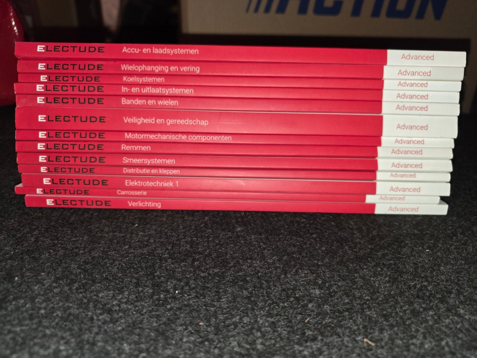 MBO niveau 3 automonteur leerboeken (gloednieuw), Boeken, Ophalen of Verzenden