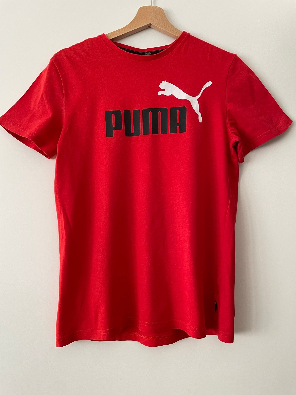 Puma T-shirt Rood - Maat XL (15-16Y), Kinderen en Baby's, Kinderkleding | Maat 176, Ophalen of Verzenden, Zo goed als nieuw, Jongen of Meisje
