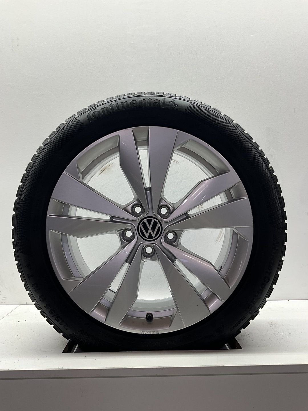 18’’ DEMO VW ID3 ID4 CUPRA BORN EAST DERRY VELGEN WINTERBAND, Auto-onderdelen, Banden en Velgen, 18 inch, -, -, Banden en Velgen
