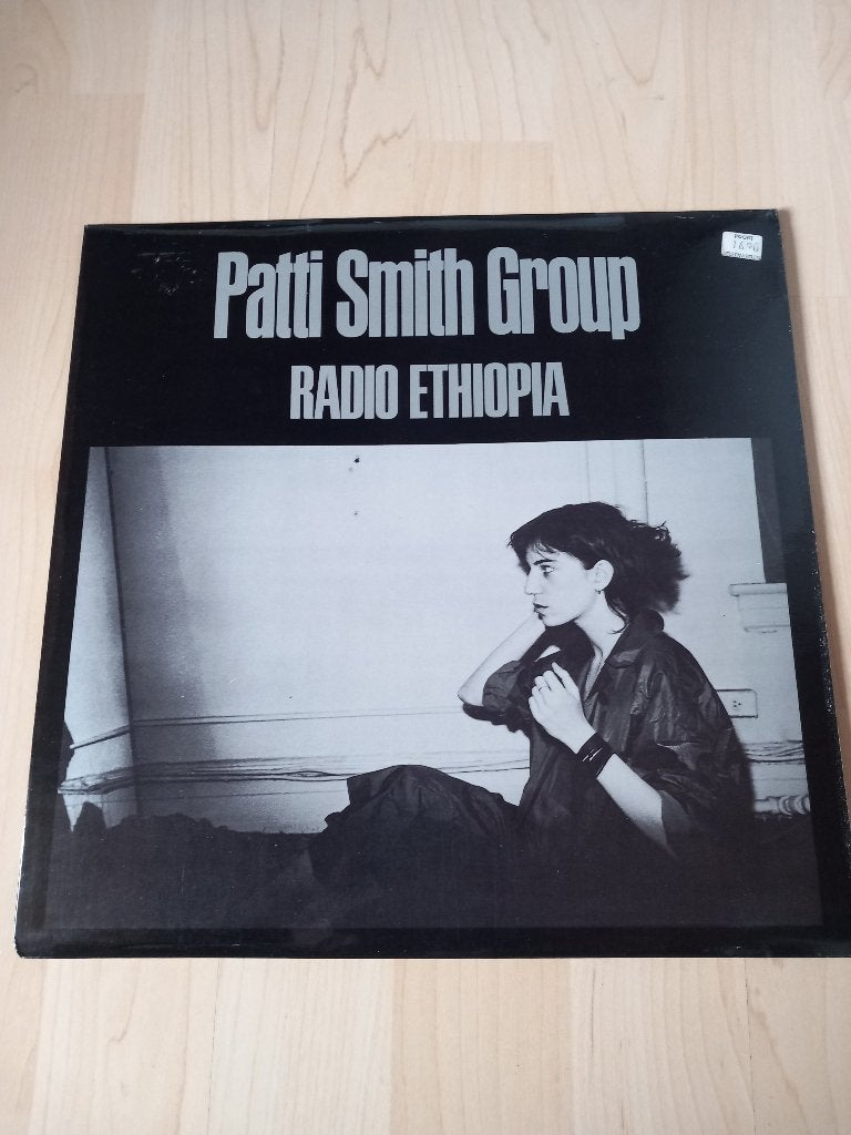 Patti Smith Group LP's, Ophalen of Verzenden, Zo goed als nieuw, 12 inch, Poprock
