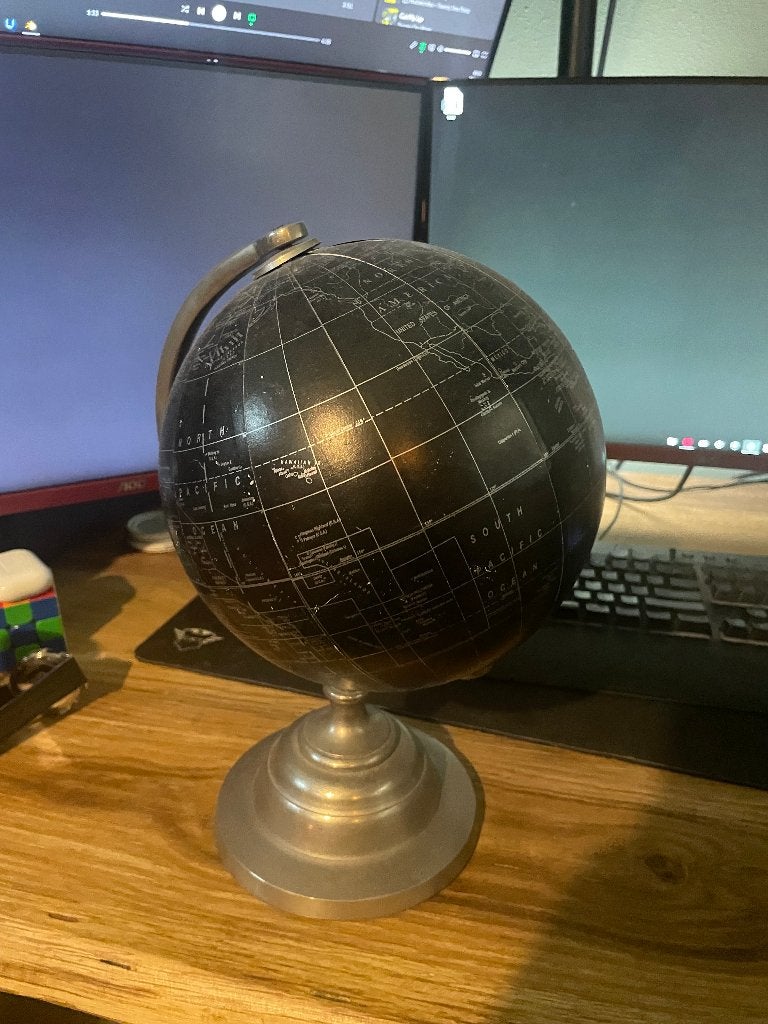 zwarte wereldbol, Ophalen of Verzenden, Zo goed als nieuw