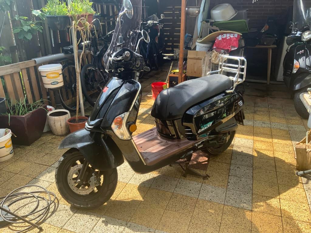 Kymco like, Ophalen of Verzenden, Zo goed als nieuw, Benzine