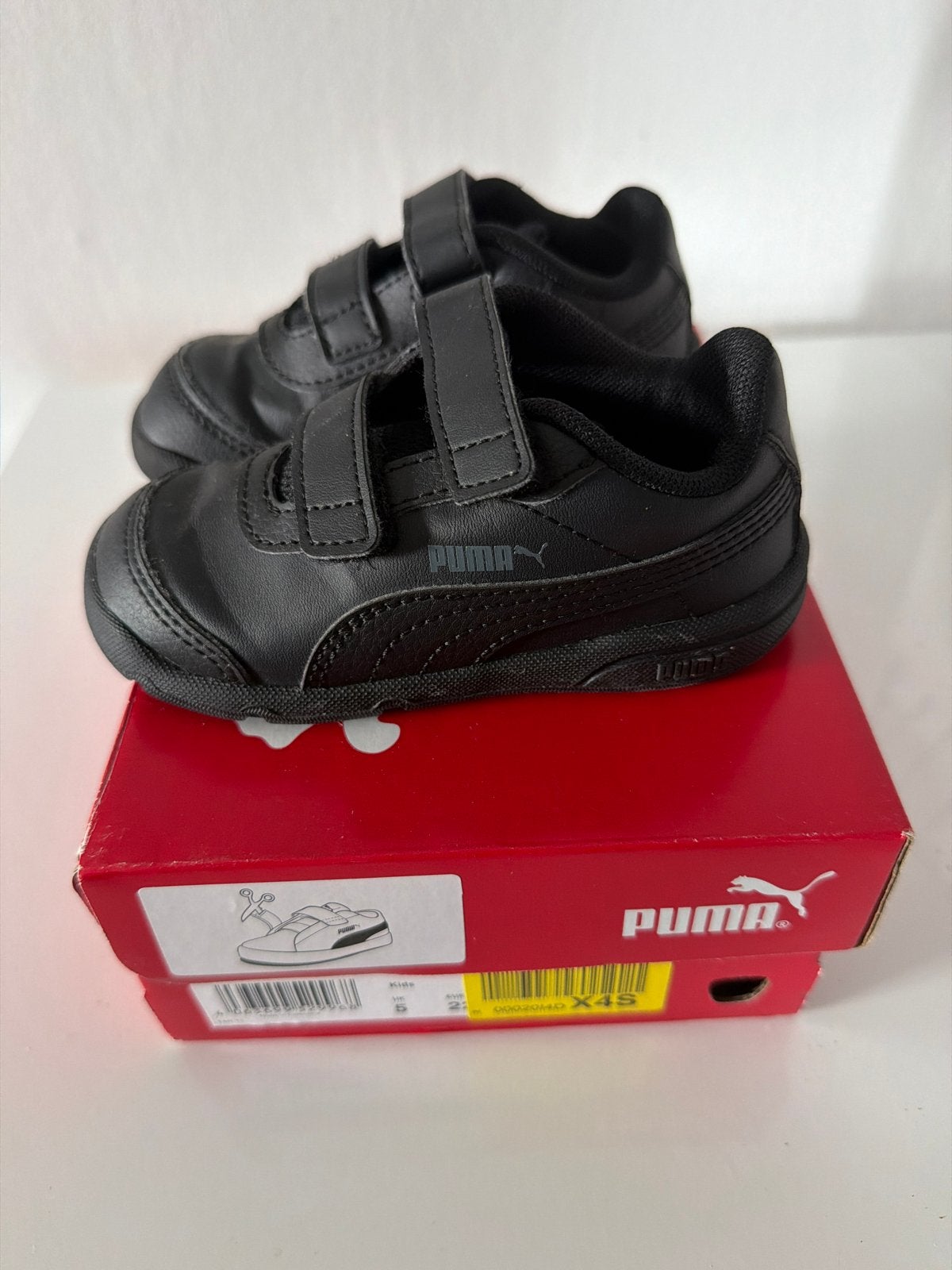Puma schoentjes maat 22, Ophalen, Nieuw, Jongetje of Meisje, Schoentjes