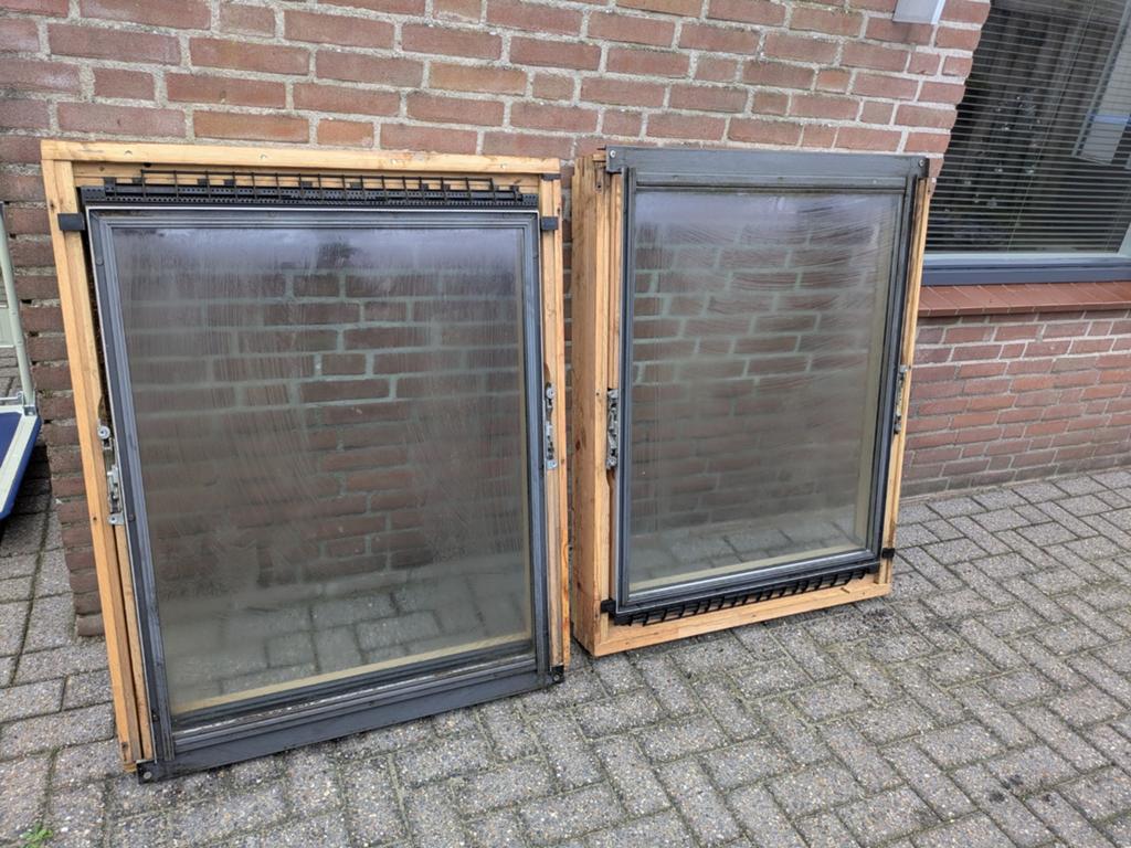 2x Velux Dakraam GGL P06 3059 - gebruikt in prima staat, Ophalen, 120 tot 160 cm, Zo goed als nieuw, Dubbelglas