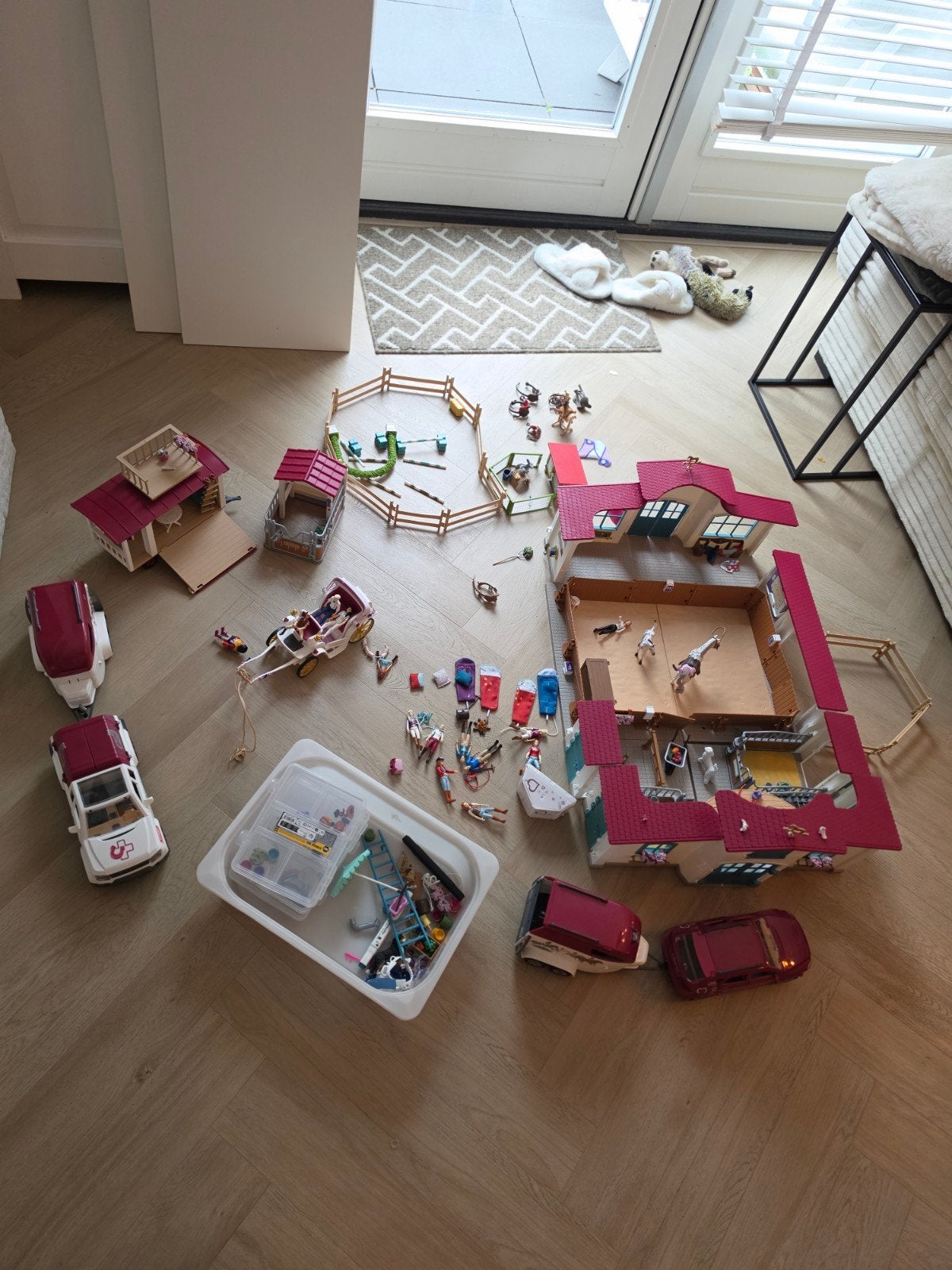 Grote Schleich Horse Club Collectie -Stal, Voertuigen & meer, Ophalen of Verzenden, Gebruikt, Meisje