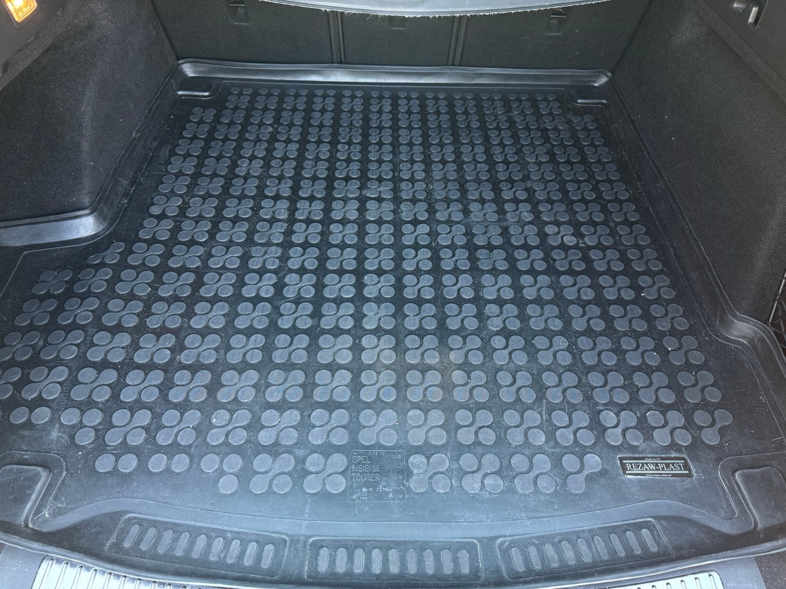 Opel Insignia Sports Tourer rubberen kofferbakmat (2020), Auto diversen, Automatten, Ophalen, Zo goed als nieuw