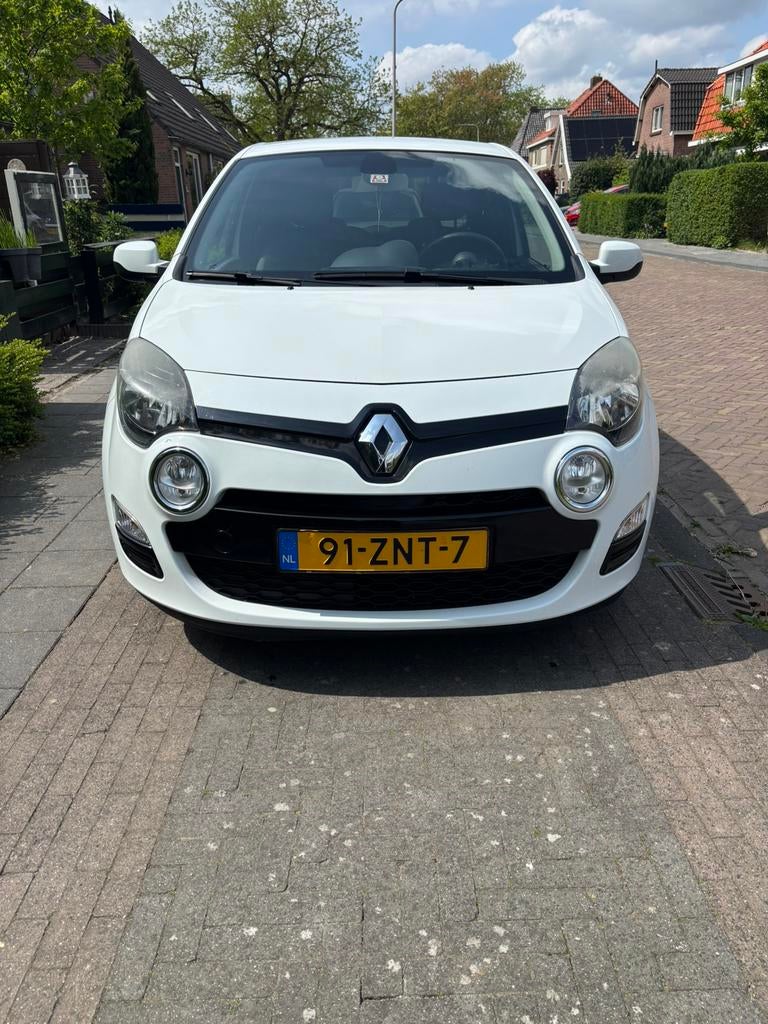 Renault Twingo Facelift 1.2 55KW E3 2013 Wit, Auto's, Renault, Voorwielaandrijving, 839 kg, 74 pk, Zwart
