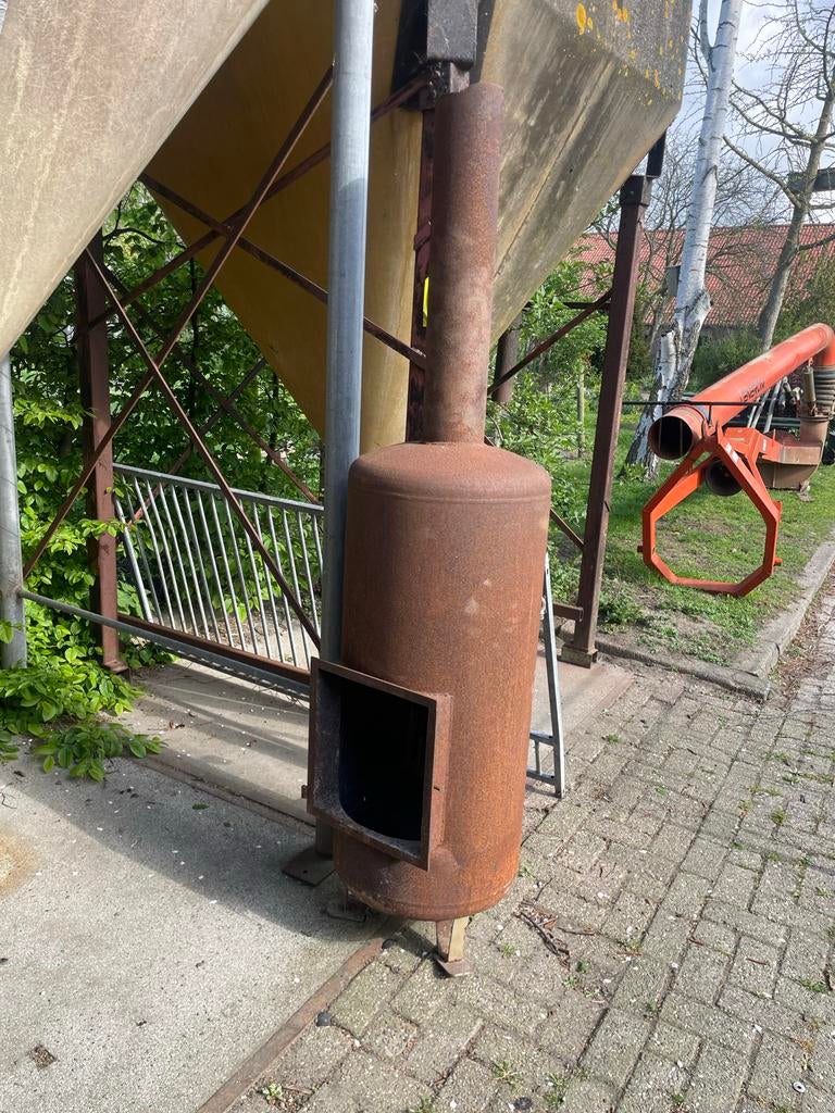 Robuuste Zwembadkachel - Houtgestookt, Ophalen, Gebruikt