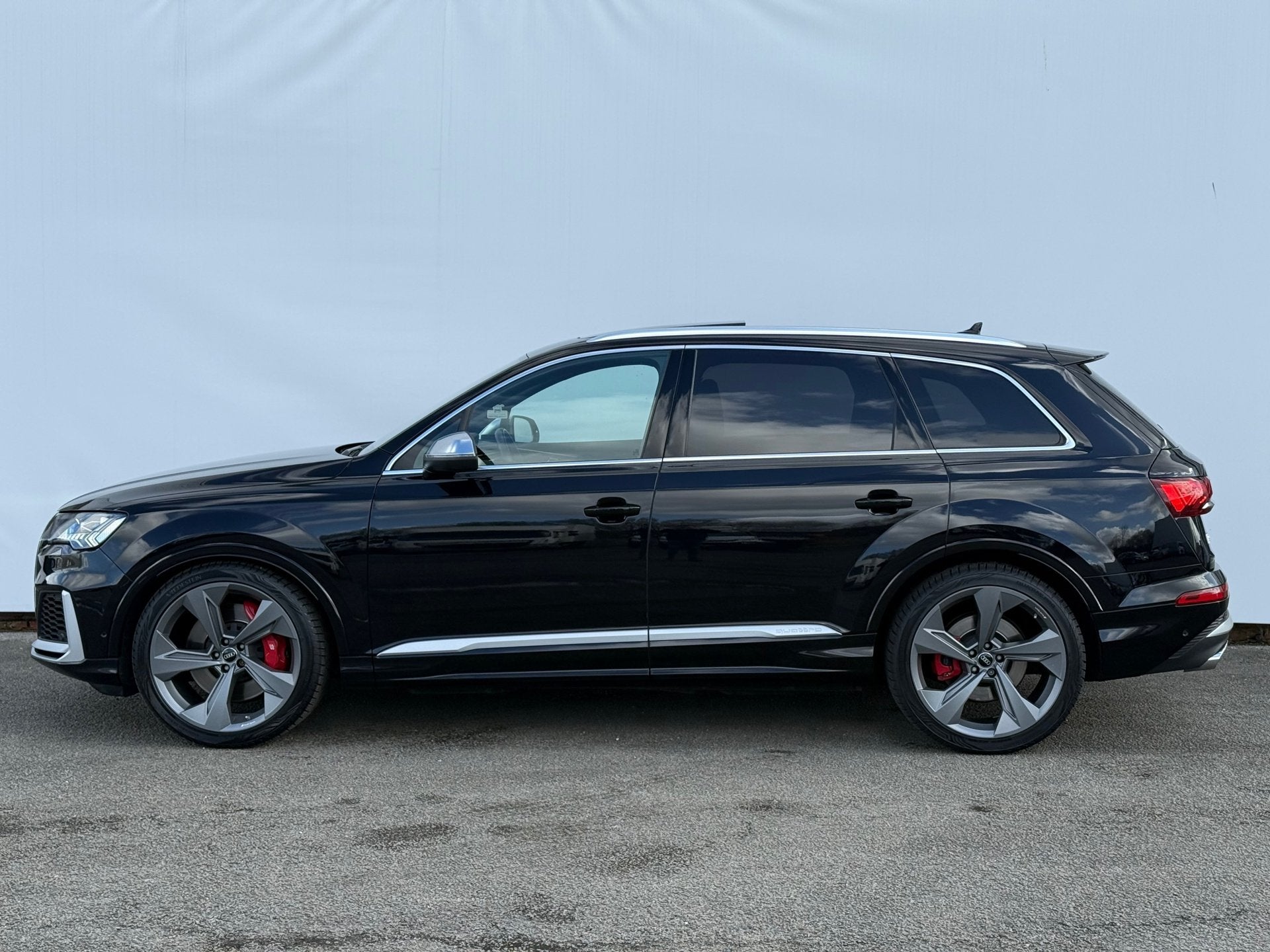 Audi Q7 4.0 TDI SQ7 quattro 7 persoons|4Wielsturing|LED|Nach, Auto's, Audi, 435 pk, Gebruikt, 7 stoelen, Zwart
