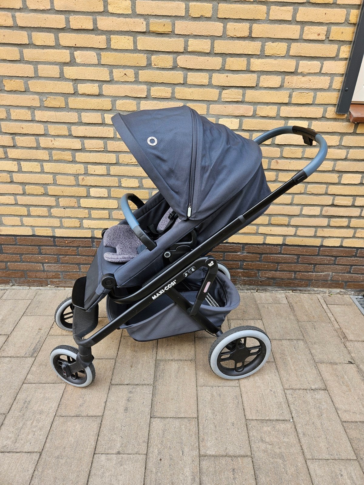 Maxi Cosi Lila XP Plus Combiwagen Compleet, Kinderen en Baby's, Kinderwagens en Combinaties, Ophalen, Gebruikt, Combiwagen, Verstelbare duwstang