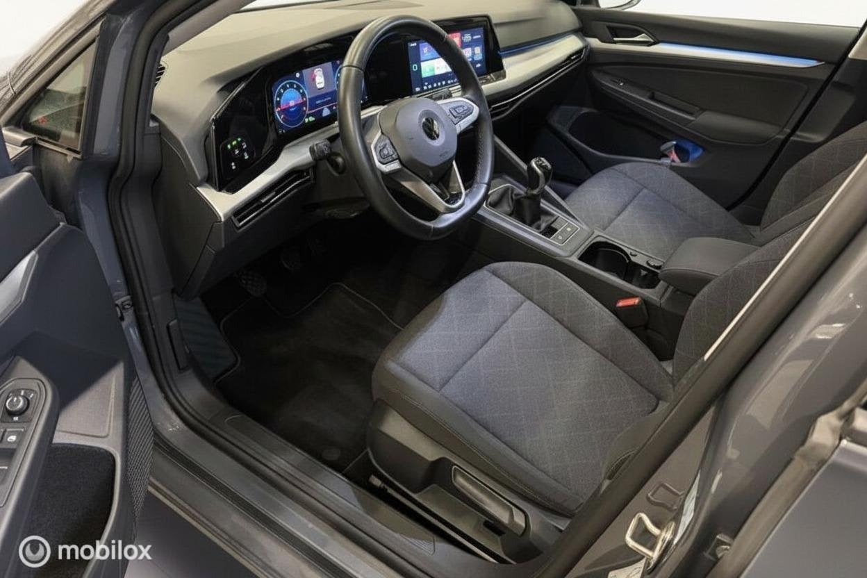 Foto 13 van Volkswagen Golf 1.0 TSI Life ✓IQ✓PDC✓Applecar.✓ACC