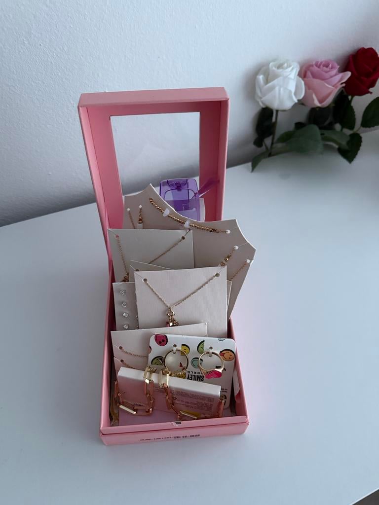 Mystery Box!, Sieraden, Tassen en Uiterlijk, Overige Accessoires, Nieuw, Ophalen of Verzenden