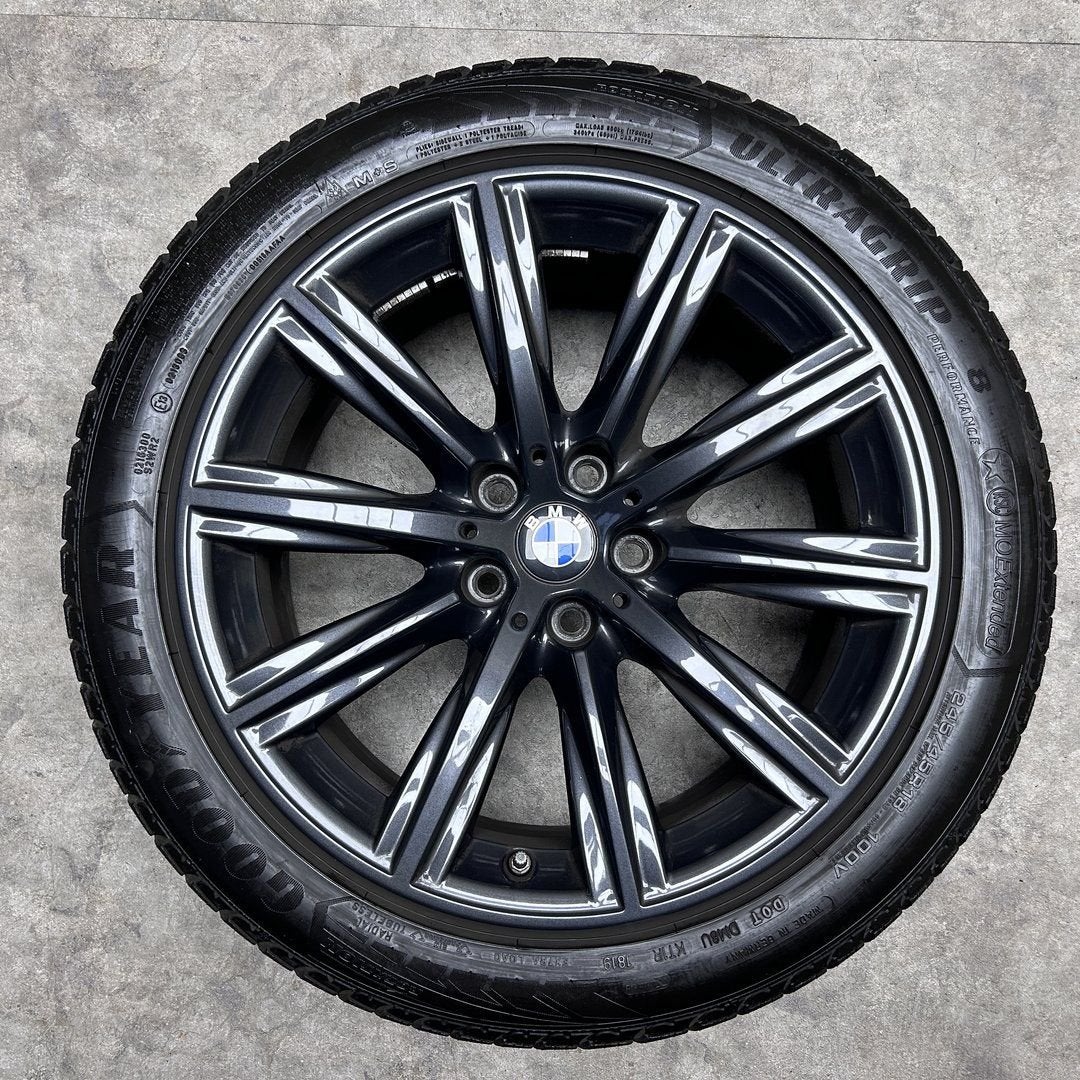 18 inch originele velgen + winterbanden BMW 5 serie G30 G31, 18 inch, -, -, Banden en Velgen