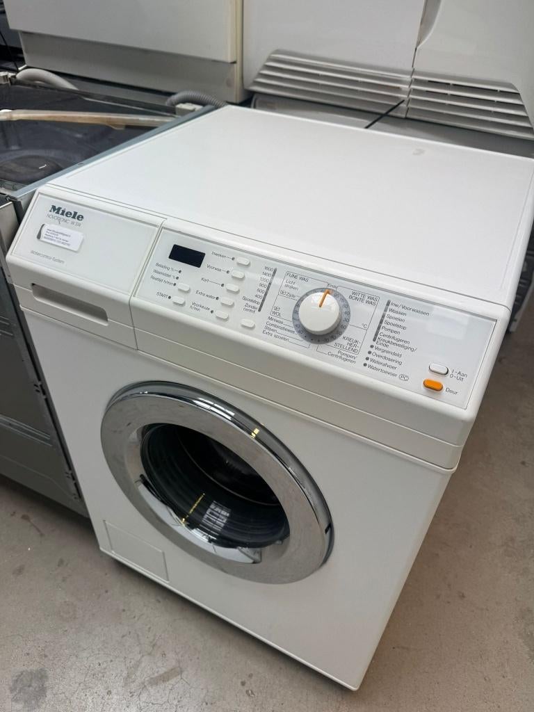 Miele Wasmachine 1600 toeren schoon garantie bezorging, Witgoed en Apparatuur, Wasmachines, Gebruikt, Ophalen of Verzenden, Voorlader