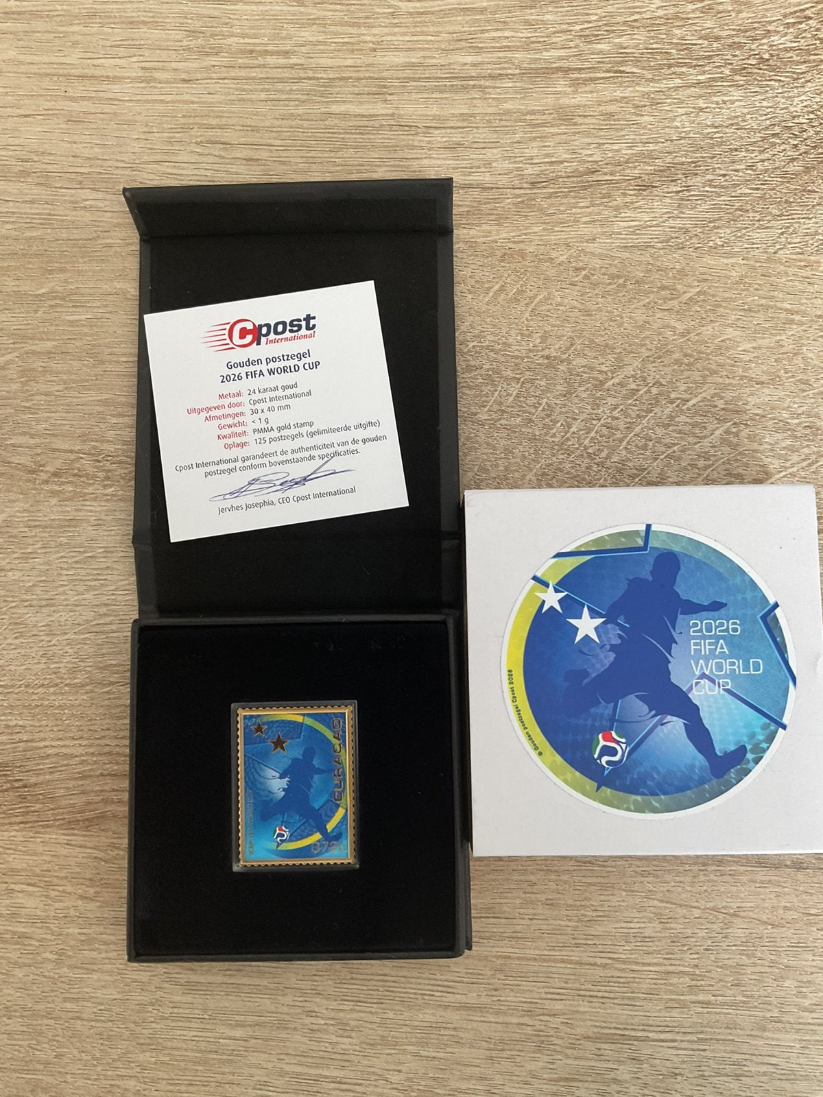 Gouden postzegel 2026 fifa world cup, Postzegels en Munten, Ophalen of Verzenden, Postfris