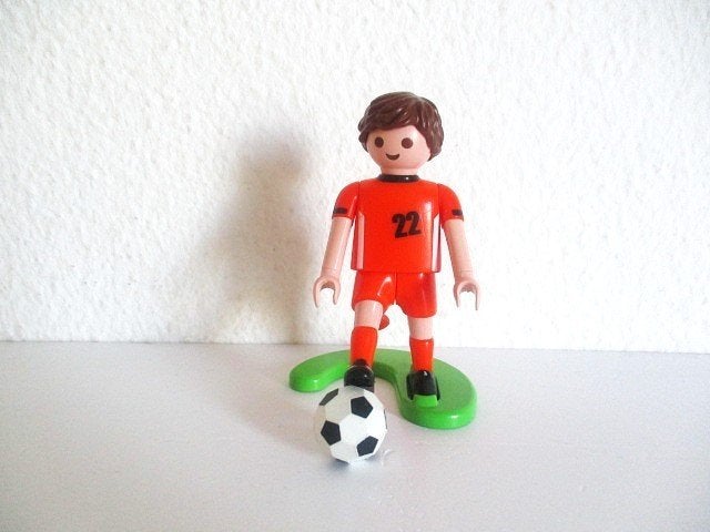 playmobil voetballer met bal, Ophalen of Verzenden, Zo goed als nieuw