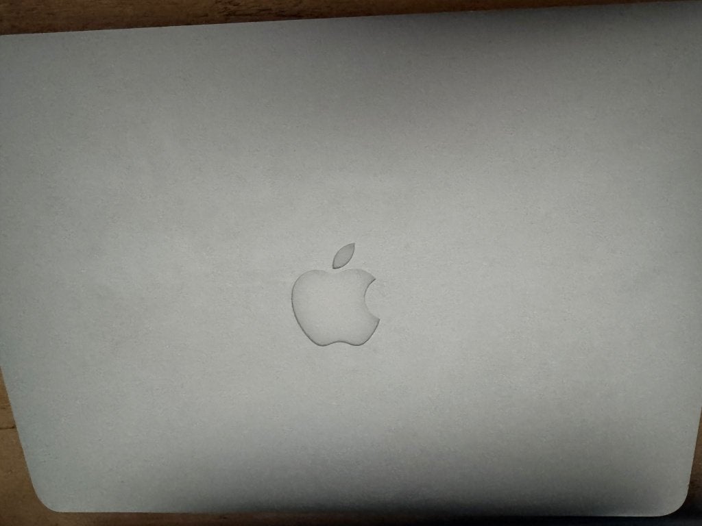 Foto 3 van macbook air (2017 A1466)