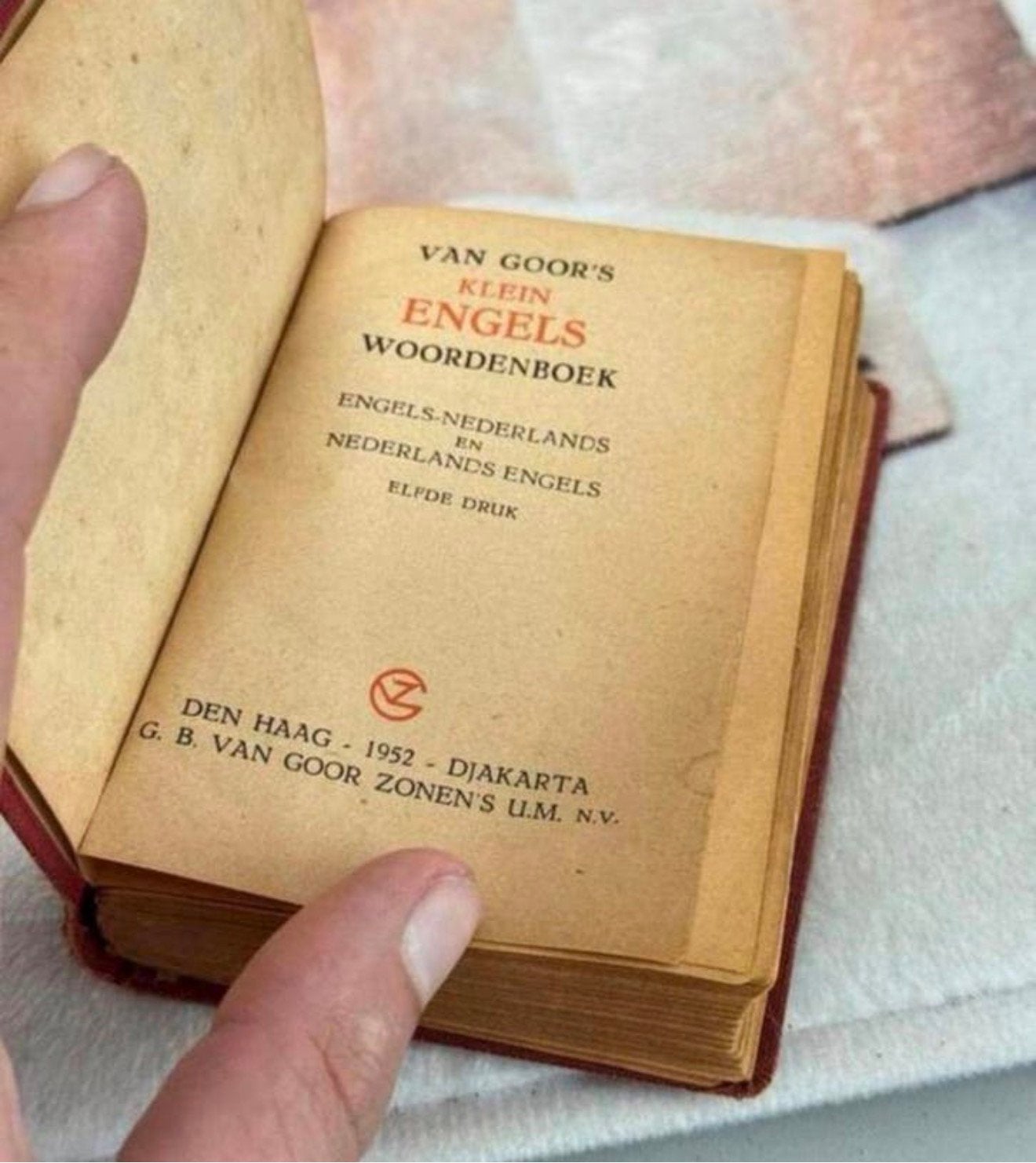 Van Goor’s Klein Engels Woordenboek 1952 antiek Nederlands !, Antiek en Kunst, Antiek | Boeken en Bijbels, Ophalen of Verzenden
