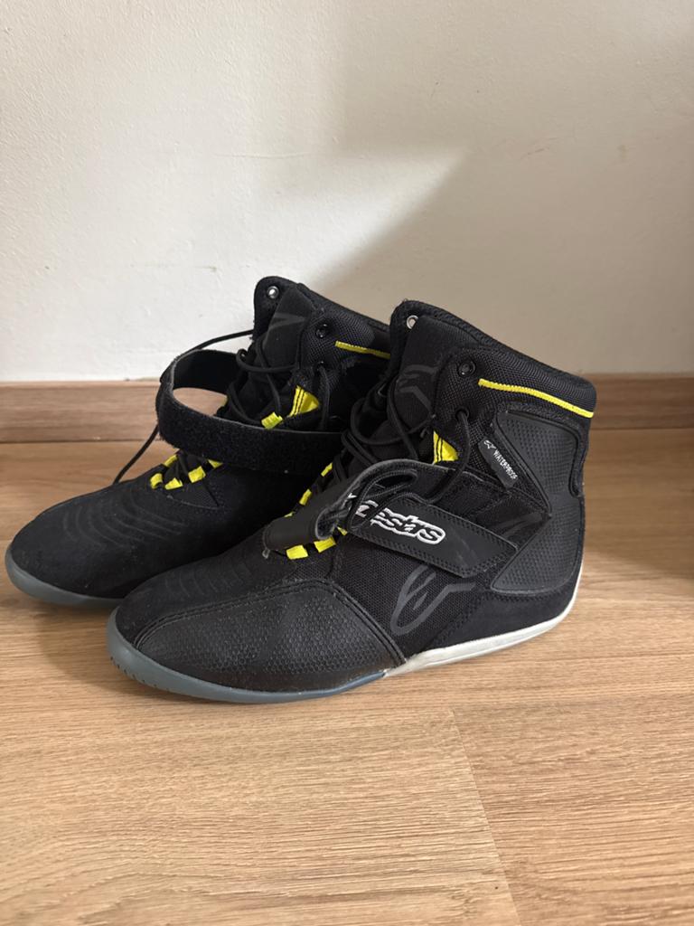 Alpinestars Faster-2 Waterproof motorschoenen - Zwart/Geel, Motoren, Kleding | Motorkleding, Laarzen, Heren, Tweedehands, Ophalen of Verzenden
