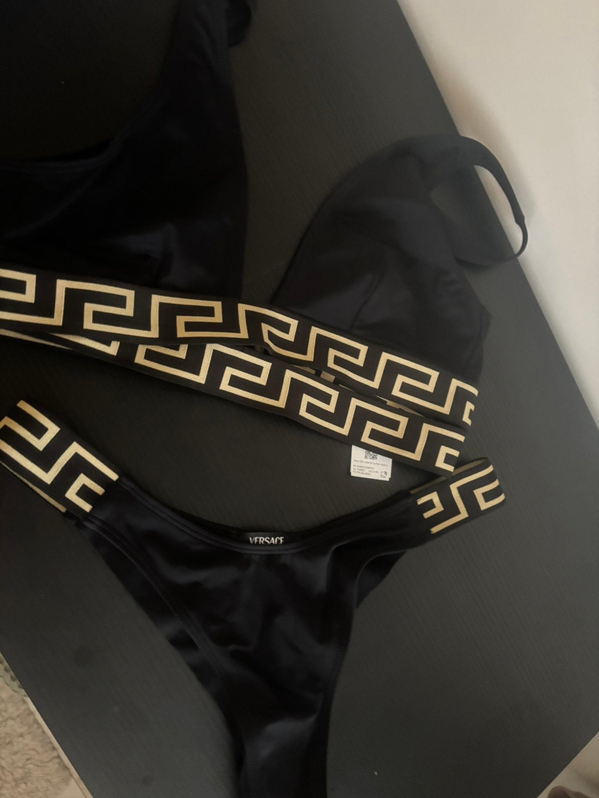 Versace bikini maat 40, Ophalen of Verzenden, Zo goed als nieuw, Zwart, Bikini