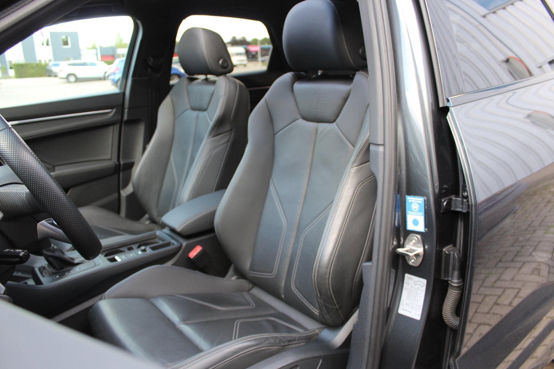 Audi Q3 Sportback 35 TFSI 3x S-line| Panoramadak | Sfeerverl, Auto's, Audi, Dealer onderhouden, 15 km/l, 1498 cc, Zwart
