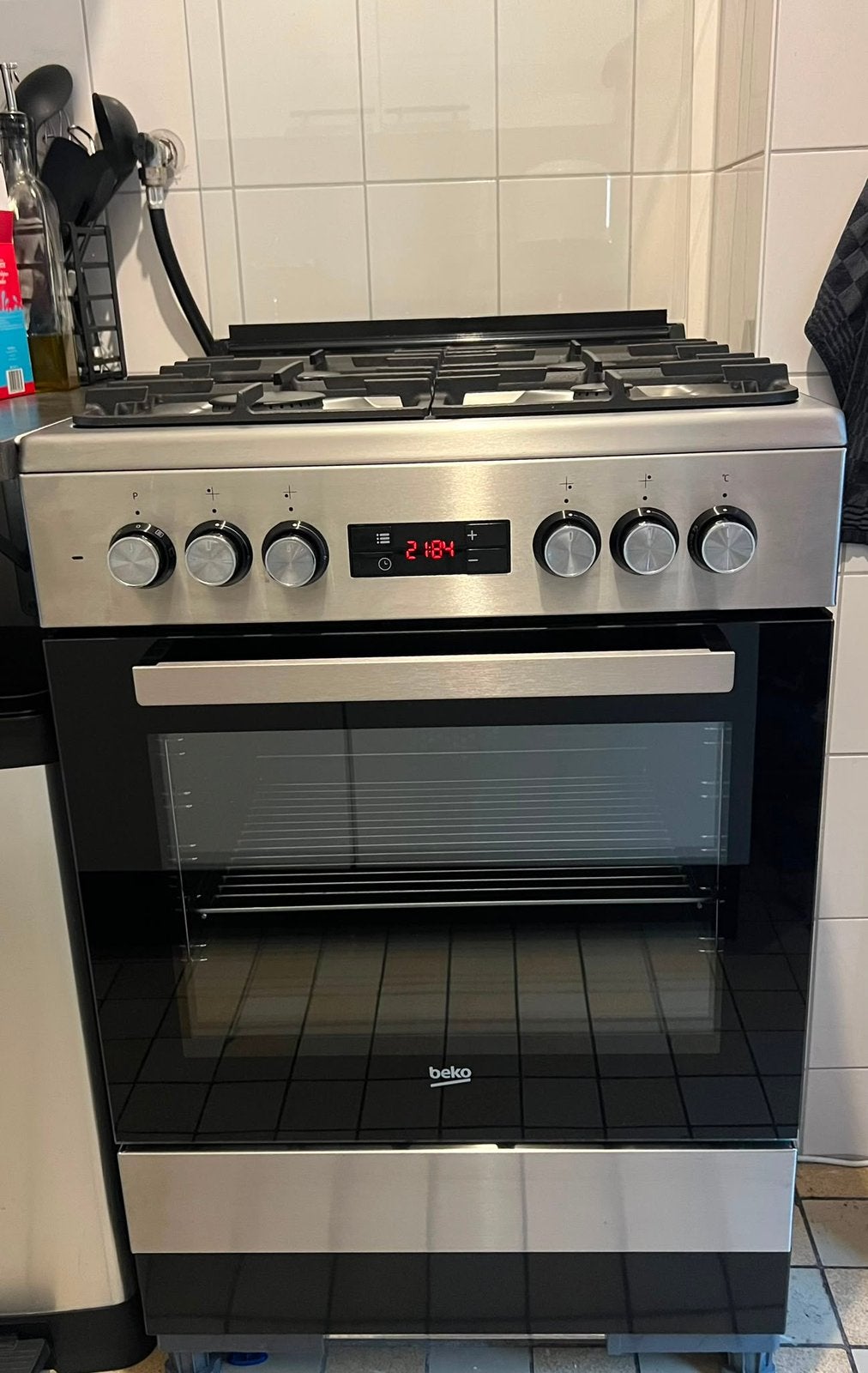 Beko gasfornuis zo goed als nieuw, Ophalen, Hete lucht, 60 cm of meer, 4 kookzones