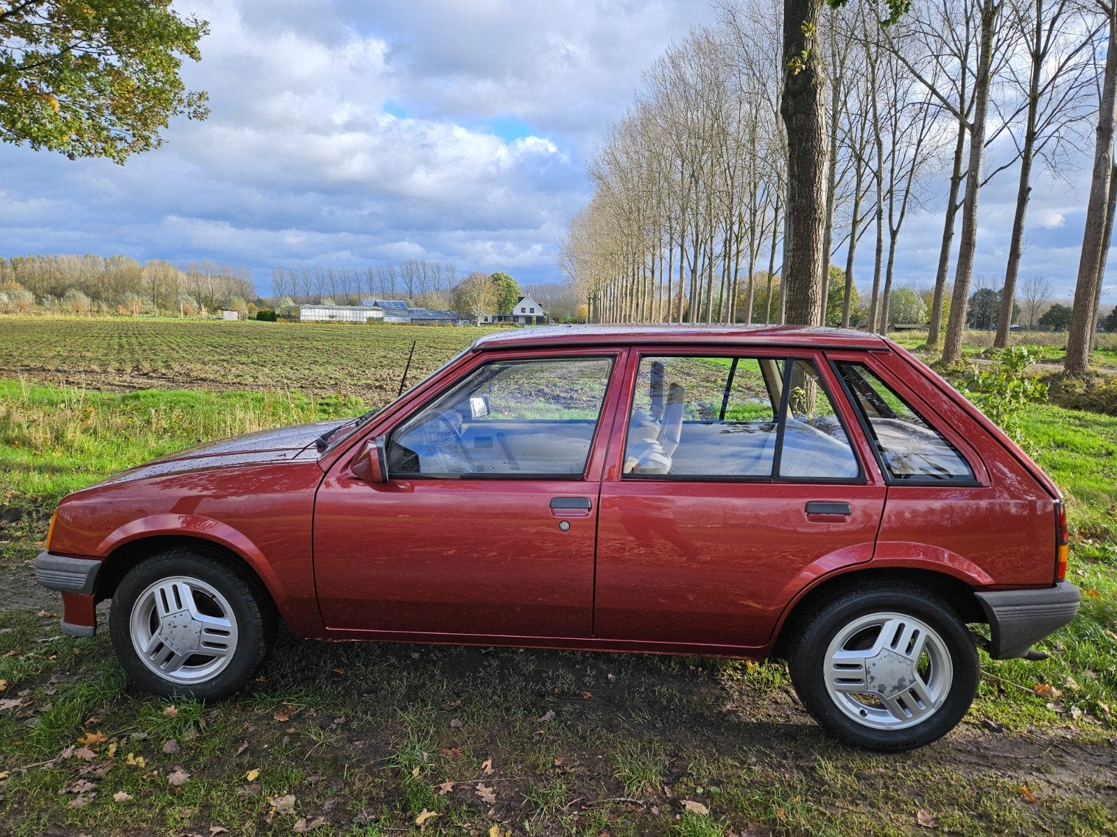 in prijs Verlaagd! Opel Corsa 1.2 LS 1985 Rood verz 120 p/j, foto 8