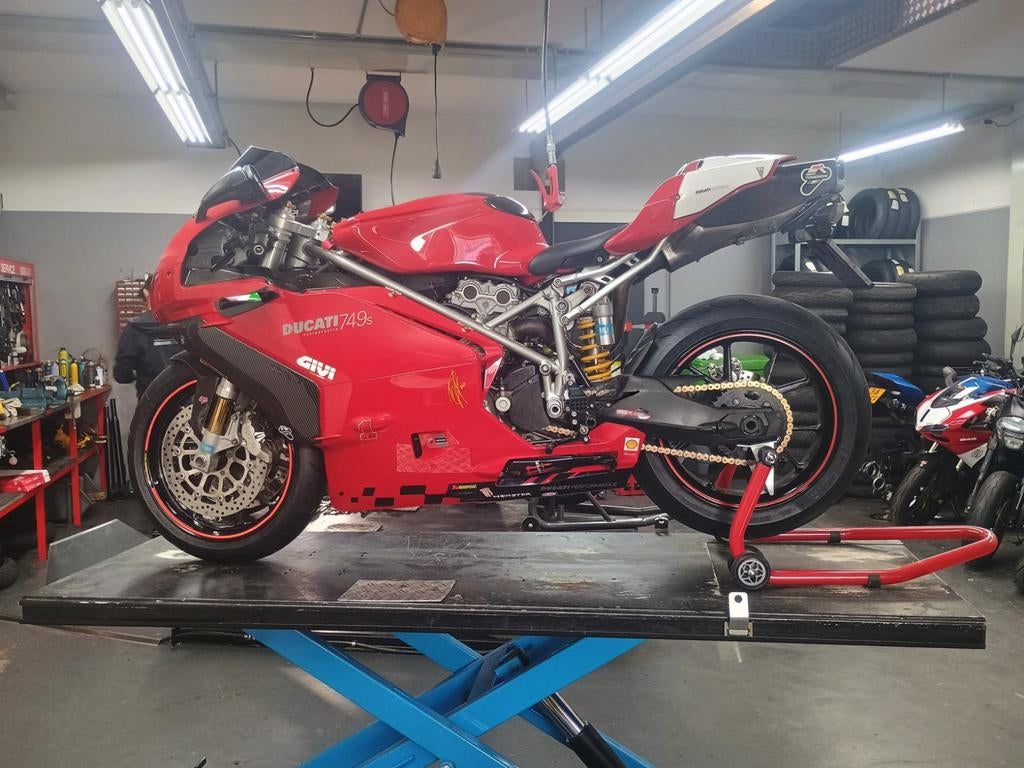 Ducati 749 S Monoposto uitvoering zeer uniek en mooi, Motoren, 2 cilinders, Super Sport, Particulier, Meer dan 35 kW