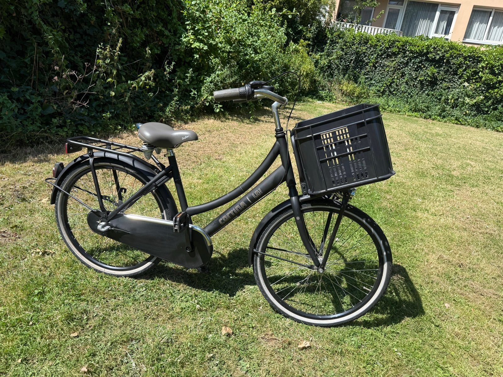 24 inch Cortina U4 met 3 versnellingen  - Zo goed als nieuw
